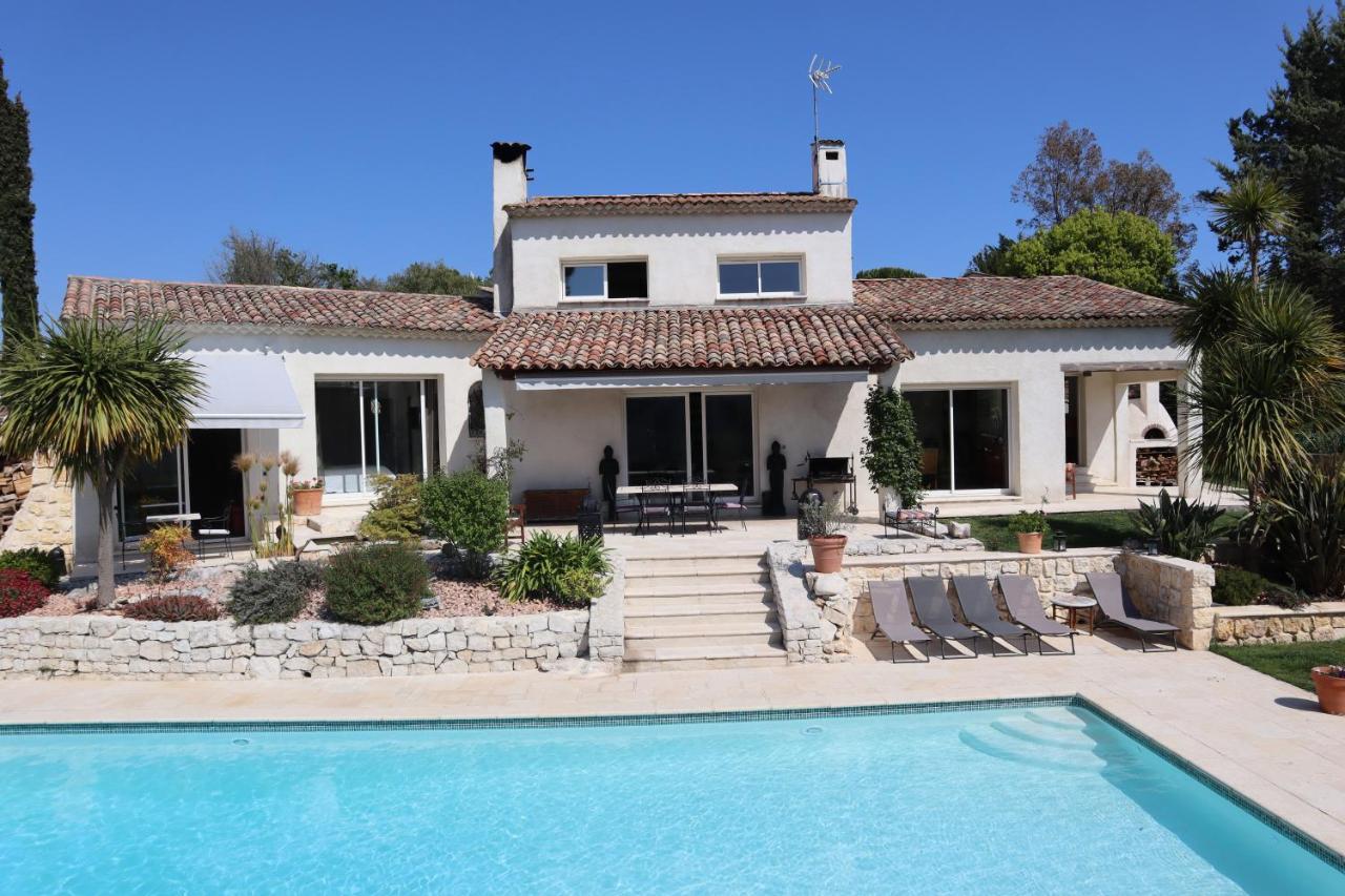 La Sousta Hotel La Colle-sur-Loup Bagian luar foto