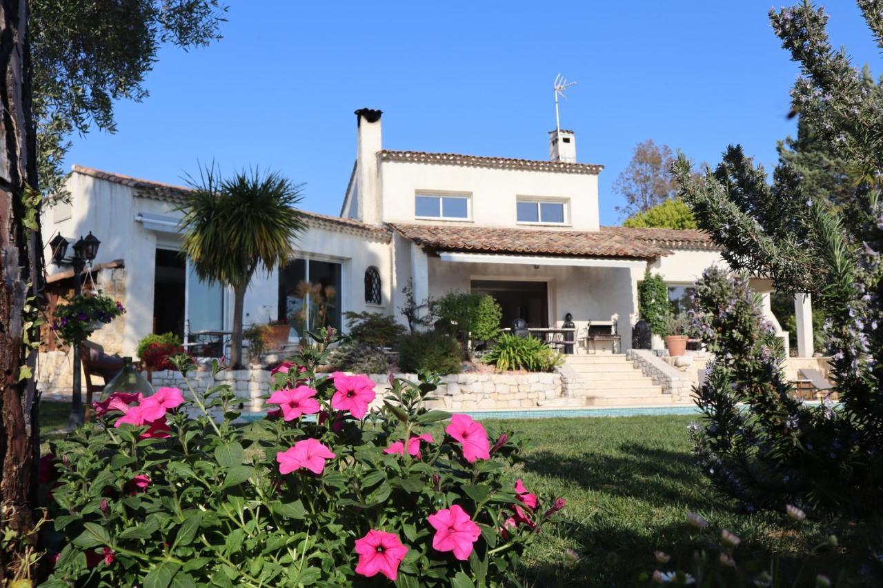 La Sousta Hotel La Colle-sur-Loup Bagian luar foto